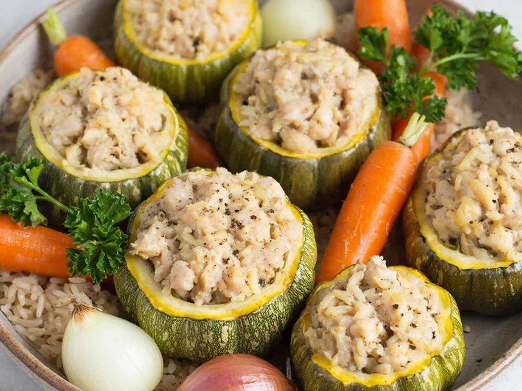 Фаршированные кабачки с курицей