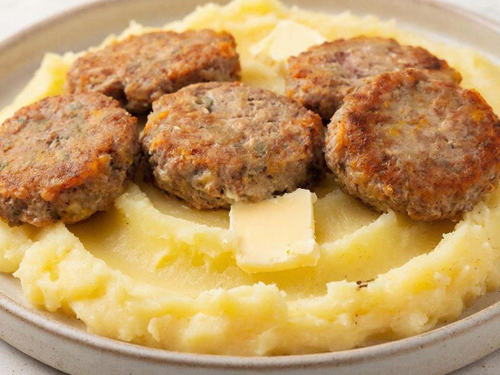 Картофельное пюре с котлетами